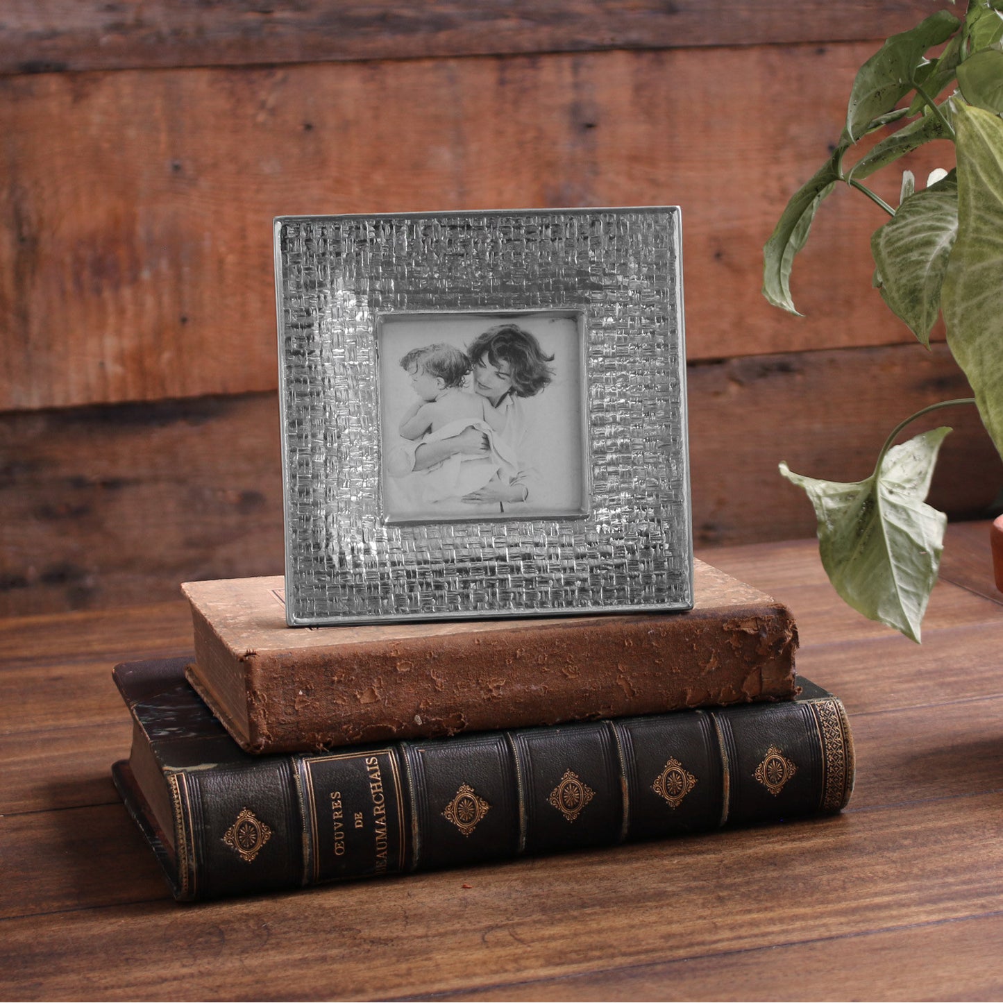 Beatriz Ball - Frame Nassau 3 x 3 Frame - Findlay Rowe Designs