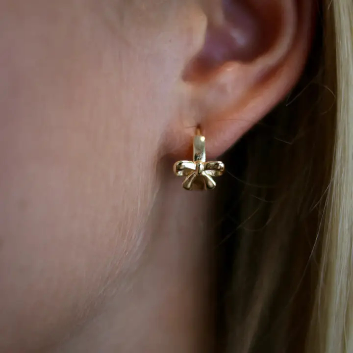 InspireDesigns - Earrings - Bow Hoops