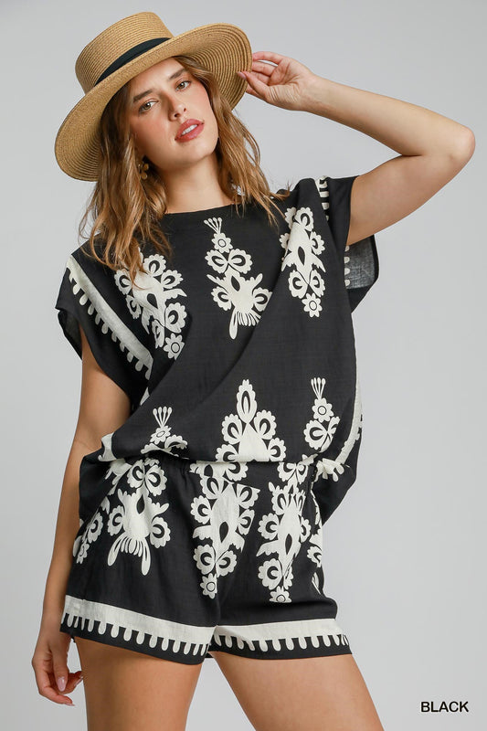 Top - Poncho Style Abstract - Black