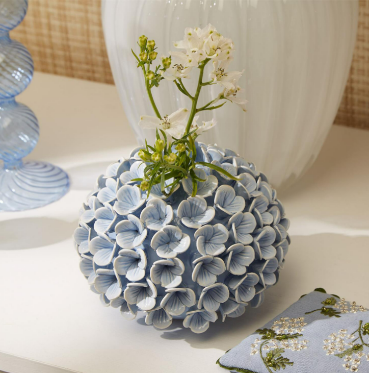 Bud Vase Taper Holder - Hydrangea